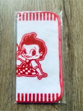 NEW Big Boy Restaurants Birthday Hand Towel Handkerchief 8” x 8”
